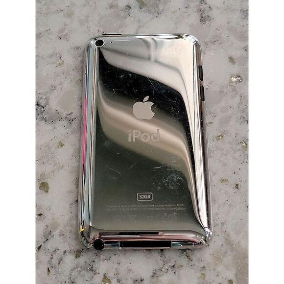 Apple iPod Touch‎ Space White (32GB) USB MP3 Player PLAYER ONLY! NO ACCESSORIES! - Picture 2 of 5